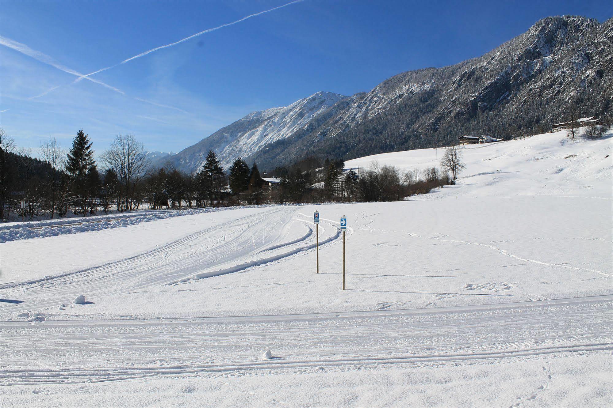 Hotel Kraftquelle Schlossblick Angerberg  Bagian luar foto